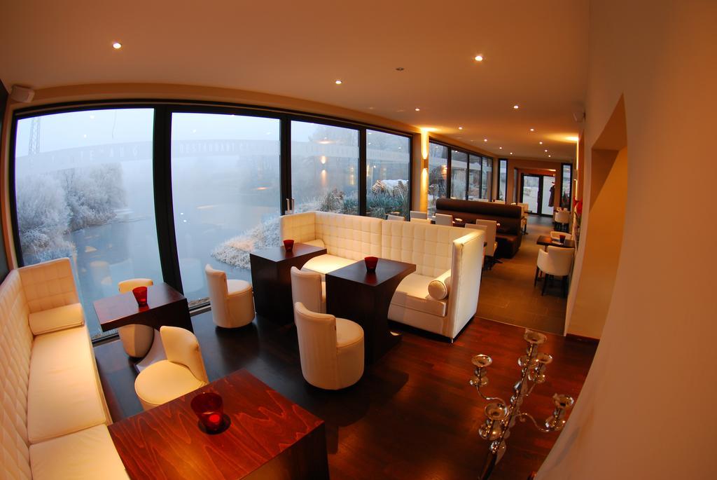 Lichtenau Bed & Breakfast 2*